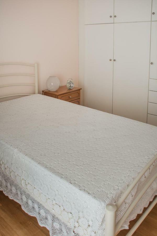 Artemis Central Apartment Corinth Екстер'єр фото